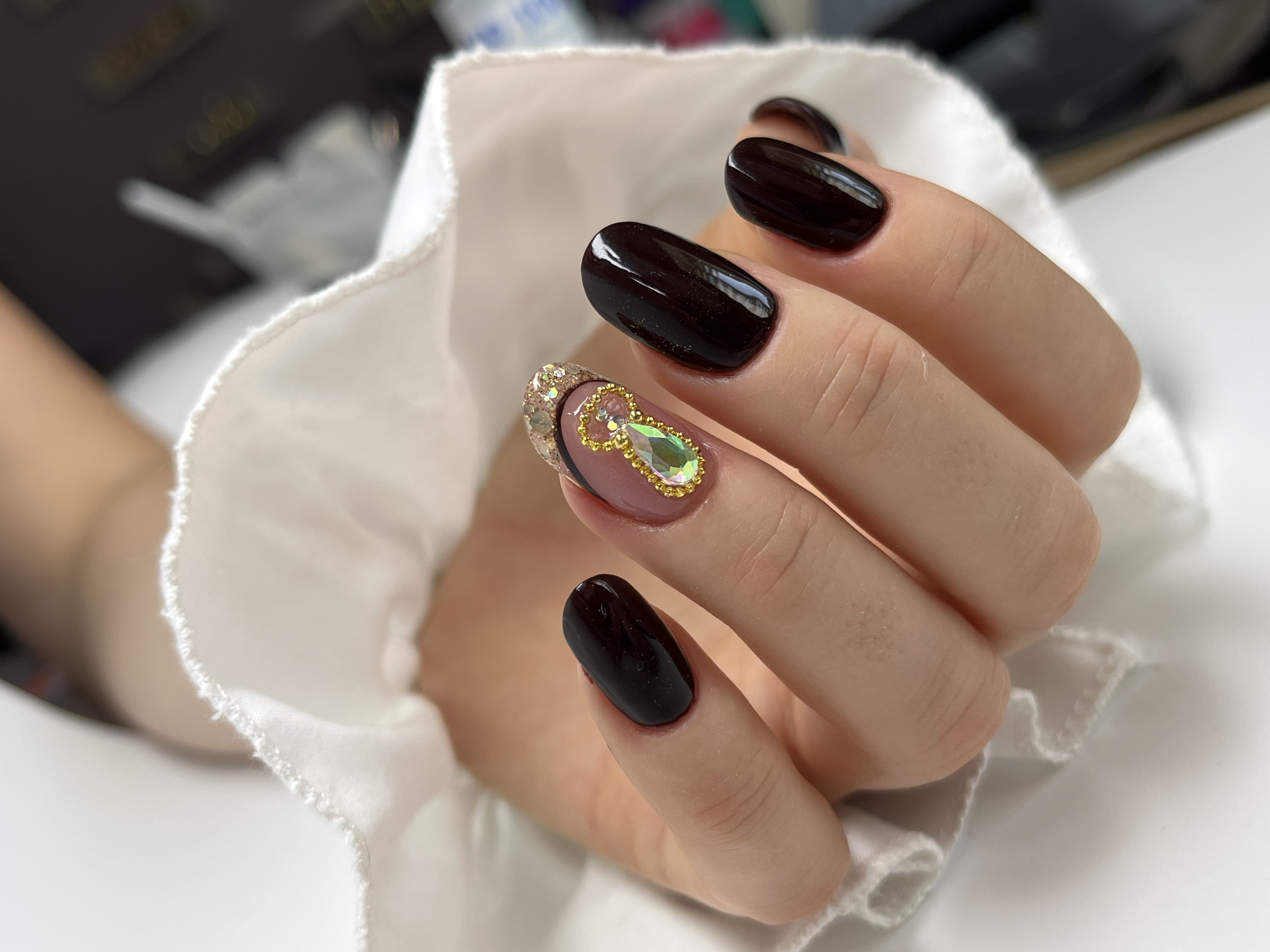 manicure tytanowy Żywiec